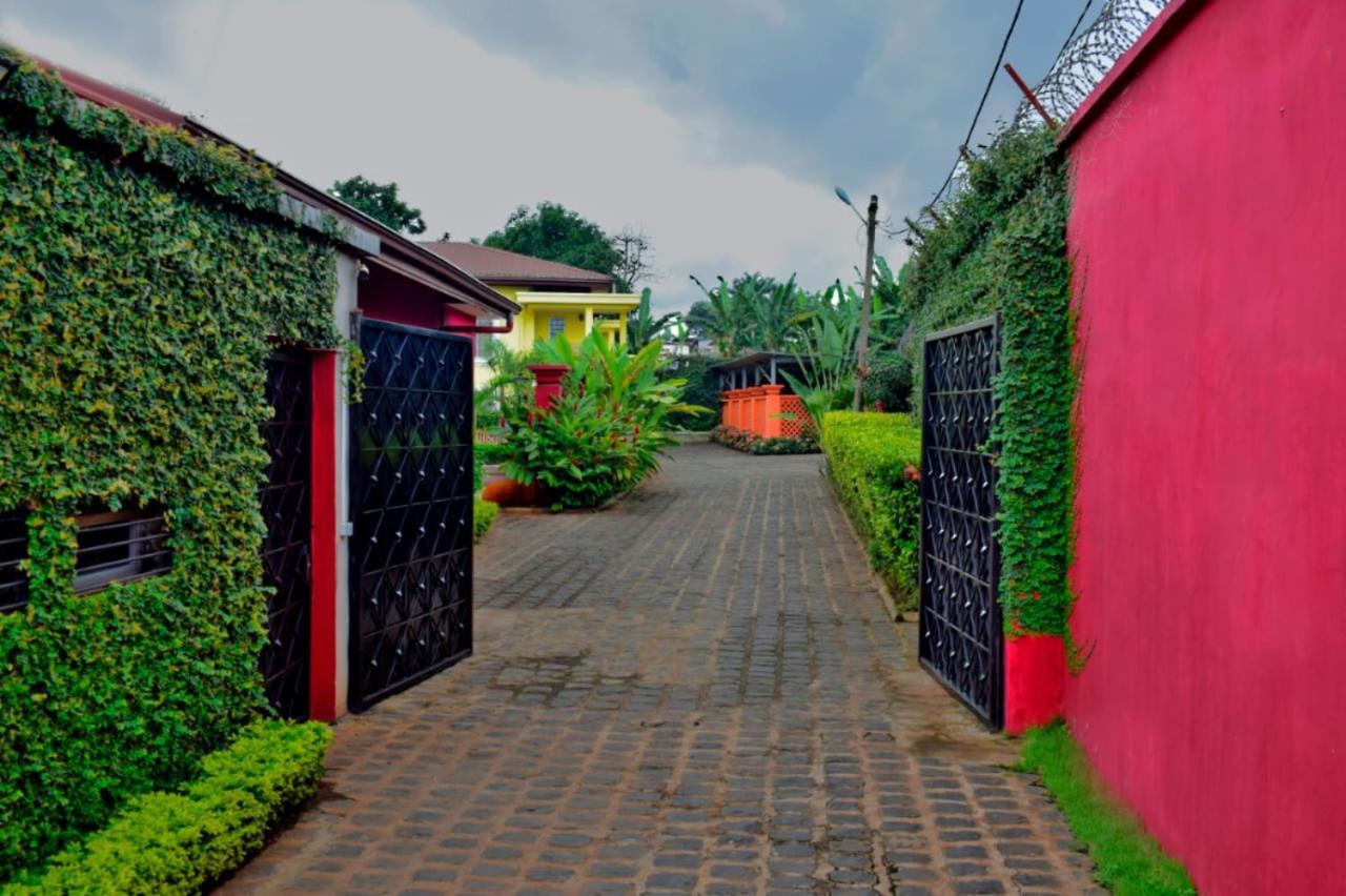 Riad Prince Louis Yaounde Exterior photo